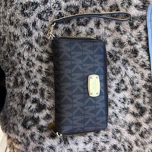 Michael Kors Wristlet/wallet